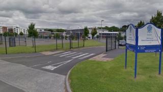 ysgol