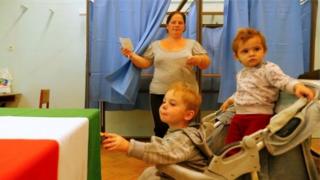'Yan kasar Hungary a rufar zabe