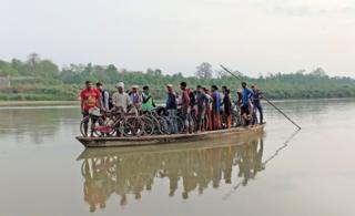 जोखिमपूर्ण यात्रा