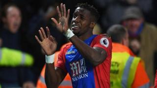 Zaha ya yi watsi da Ingila , ya koma Ivory Coast