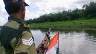 সীমান্তে বিএসএফের সৈন্য।
