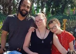 Aimee Smith and family