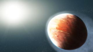 Ilustración del exoplaneta WASP-121B con su forma ovalada