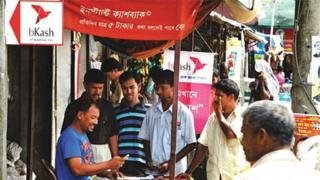 মোবাইলে আর্থিক লেনদেনের বাইরে হিসাব সম্পর্কে জানতে অপারেটরের অর্থ দিতে হবে