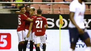 Man U na Tottenham