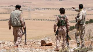 Mayakan kungiyar 'yan tawaye Majalisar Sojin Manbij a lardin Aleppo