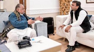 अखिलेश यादव
