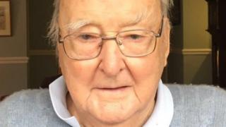 Yr Arglwydd Gwilym Prys Davies fu farw yn 93 oed