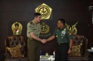 อินโดนีเซีย, ออสเตรเลีย, ขอโทษ, ตวามร่วมมือทางทหาร