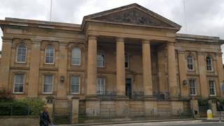 Dundee Sheriff Court