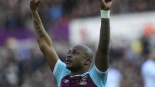 ayew