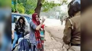 பினராயி விஜயனிடம் மன்னிப்பு கேட்ட ஜாமியா மில்லிய மாணவி ஆயிஷா