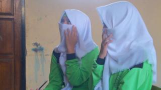 Sekolah bercadar