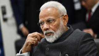 नरेंद्र मोदी