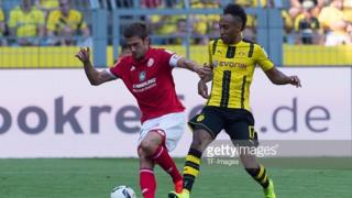 L'attaquant de Dortmund, 26 ans a bien démarré la saison en marquant deux fois contre Mayence pour la première journée de Championnat samedi dernier.