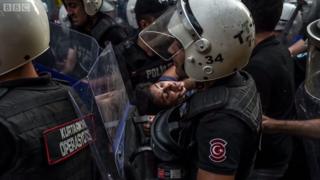 У слідчому ізоляторі 27 будівельників очікують на суд