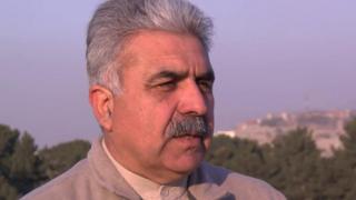 د افغانستان او پاکستان ترمنځ په اړیکو کې له لوړو ژورو سره سره، د پاکستان څو مخور پښتانه ادب پال کابل ته ورغلي وو.