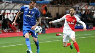 Mario Mandzukic de la Juventus contre Bernardo Silva de Monaco, le 3 mai dernier au stade Louis 2 en demi-finale aller de la ligue des champions