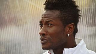 L'attaquant des Black Stars tient à son brassard de capitaine.