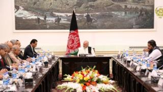 هیات پاکستانی در دیدار با همتایان افغان خود گفتند که در تاریخ پاکستان این اولین بار است که یک چنین هیات عالی رتبه پارلمان پاکستان به یک کشور دیگر سفر میکند