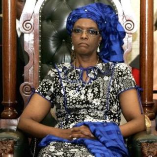 Grace Mugabe est visée par une plainte pour agression et soupçonnée d'avoir frappé une jeune femme dans un hôtel de Johannesburg