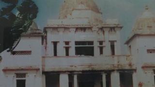 யாழ் நூலகம்