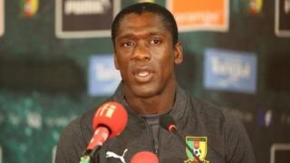 Umumenyereza w'umugwi wa Cameroun Clarence Seedorf avuga ko ariko arubaka umugwi uzokina mu gikombe ca Afrika mu 2019