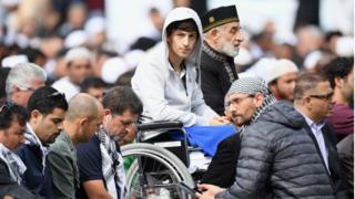 صلاة الجمعة في مسجد النور في نيوزيلاندا