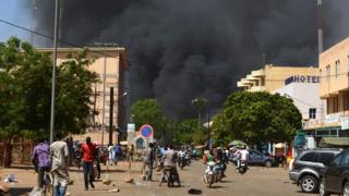 Eight security and eight of di attackers die while 80 people including civilians wound.