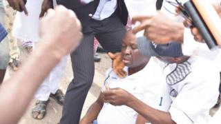 Aworan Gomina Ayodele Fayose