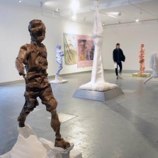 Mohamed Plays sculpture