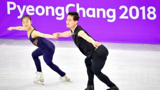 Ryom Tae Ok y Kim Ju Sik