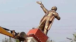 लेनिन का पुतला