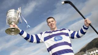 Steafan Dòmhnallach is Cupa na Camanachd.