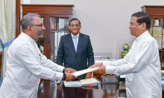 முனைவர் சுரேன் ராகவன்