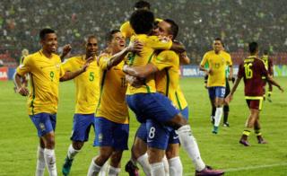 Brasil celebra su segundo gol