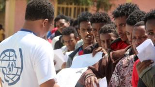ኤርትራውያን ስደተኛታት ኣብ መቐበሊ ስደተኛታት እንዳባጉና - 2017