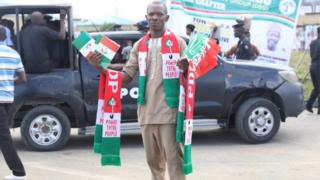 Aworan okunrin to n ta asia ẹgbẹ PDP