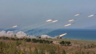 КЭДР ракеталык сыноо учурундагы сүрөттөрүн жарыялдады.