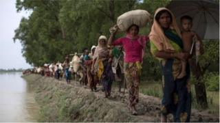 রোহিঙ্গাদের ঢল