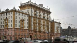У посольстві США у Москві працювали сотні росіян