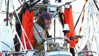 Fedor Konyukhov dentro de balão