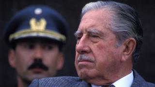 Augusto Pinochet.