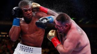 Ruiz alimuangusha Joshua mara nne kabla ya kumshinda kwa njia ya Knockout tarehe mosi mwezi Juni