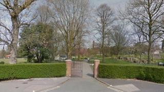 Mesnes Park