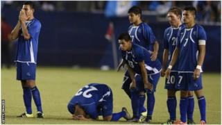 Umugwi wa El Salvador nta burenganzira waronse wo kuzoja mw'ihiganwa ry'isi yose ryo mu 2018