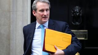 Damian Hinds