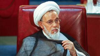 عضو مجلس خبرگان رهبری گفته است که با ادامه این وضعیت "زندگی، دنیا و آخرت مردم درخطر است"