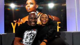 Yemi Alade est l'une des plus grandes stars féminines du Nigeria