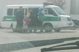 تصویری که از بازداشت زنان در شبکههای اجتماعی منتشر شده است
